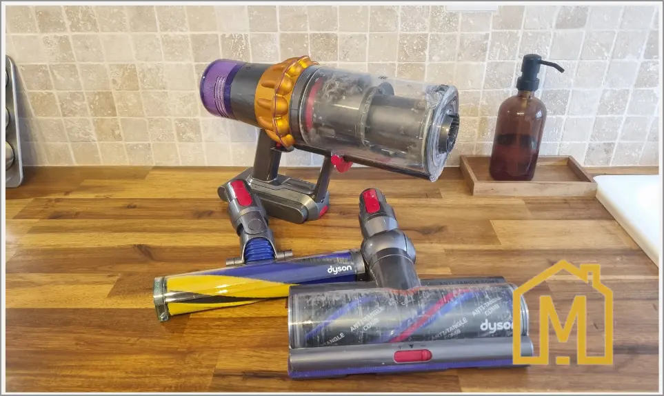 tutoriel-nettoyer-aspirateur-dyson