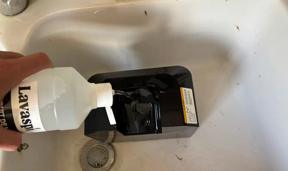 remplir-reservoir-shampouineuse-lavaspi