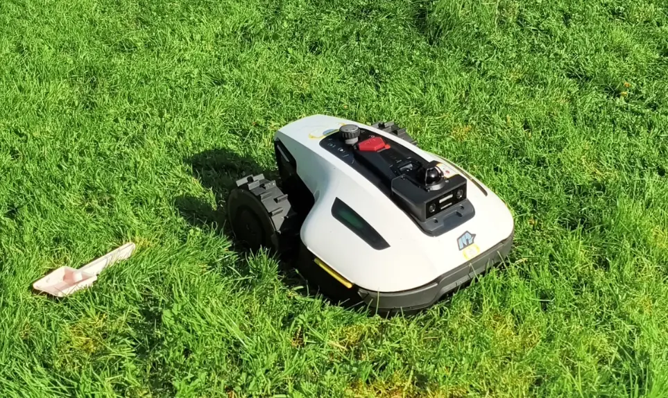 qualite-navigation-mommotion-yuka-mini-2-lidar