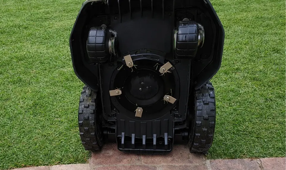 anthbot-m9-disque-coupe-5-lames