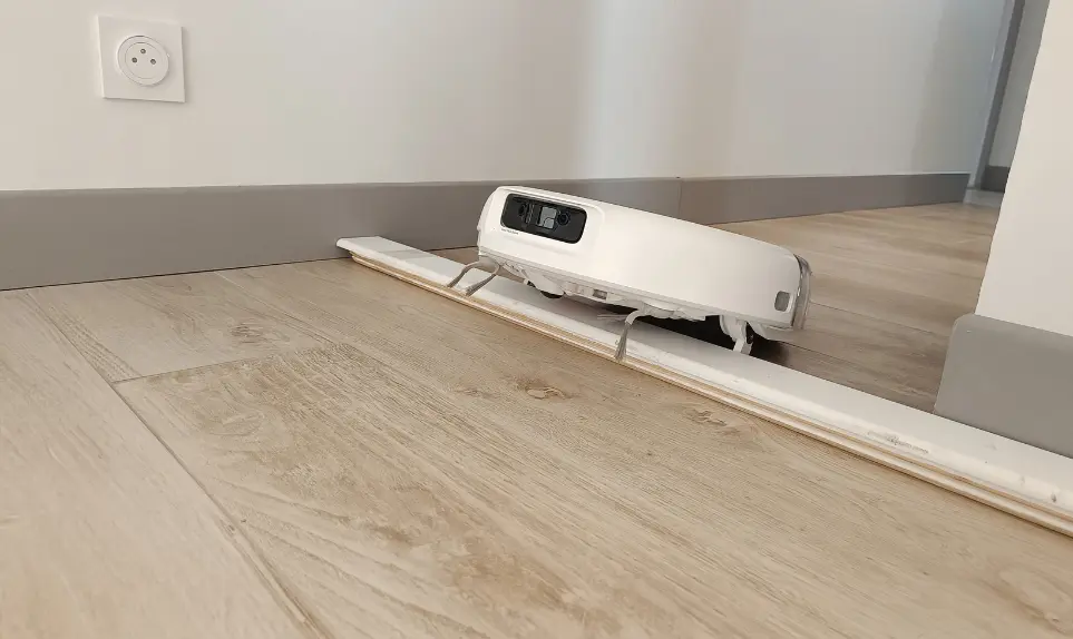 comparatif-dji-robot-grimpe-seuils